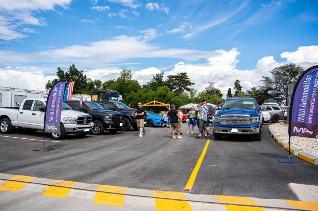 Explorez l'essence de l'Amérique sur quatre roues avec TCI OLD SCHOOL. Des voitures légendaires vous attendent, prêtes à être livrées chez vous grâce à notre service de convoyage de confiance.