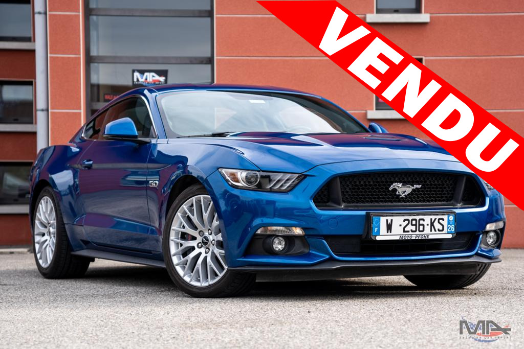 Voiture mustang bleu gt premium