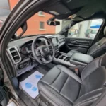 DODGE RAM 5.7 V8 Big Horn vue intérieur 2